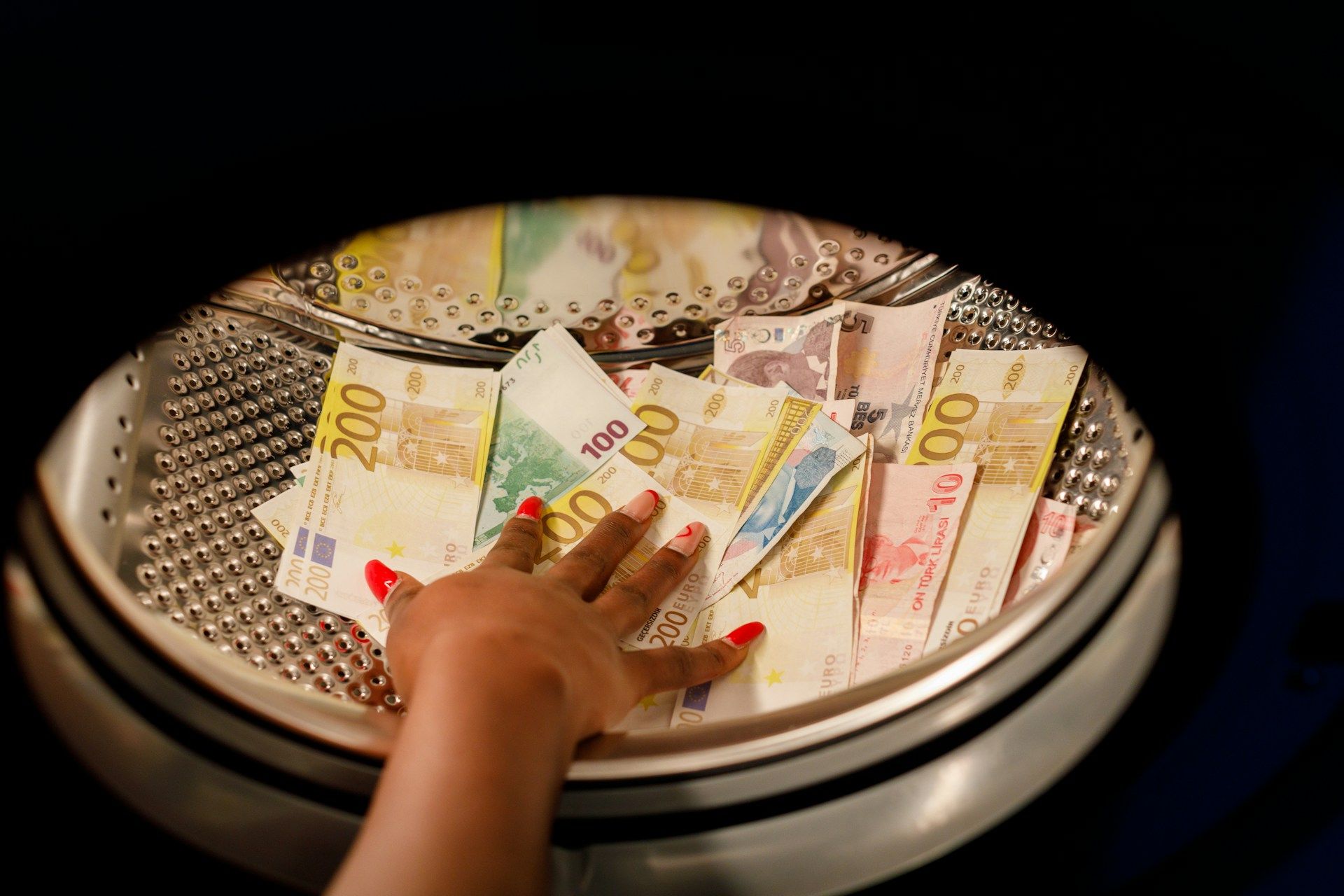 Luxembourg has updated its money laundering risk map: what businesses should look out for now
