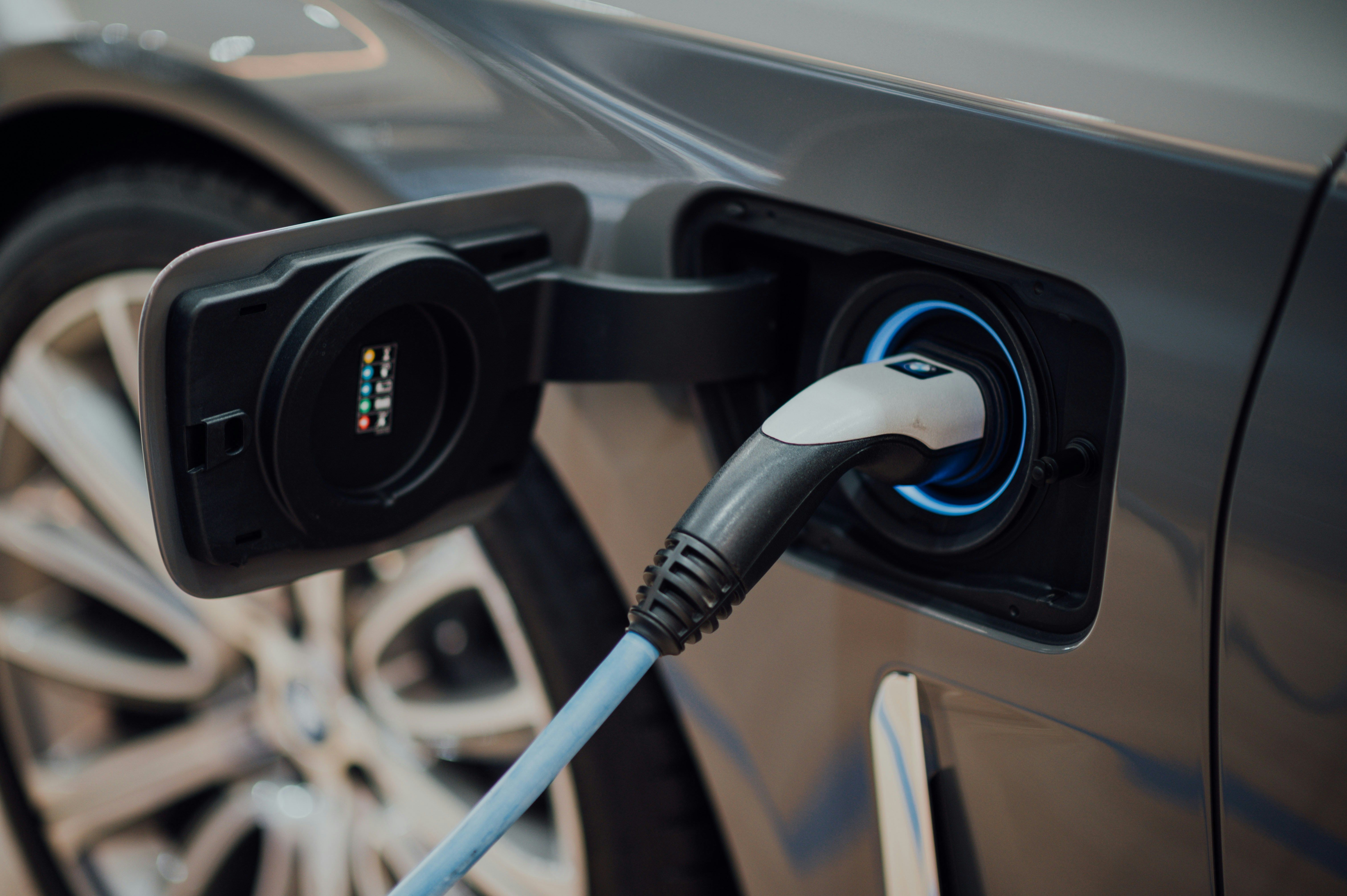 Luxembourg allocates €5 million to support charging stations for electric vehicles