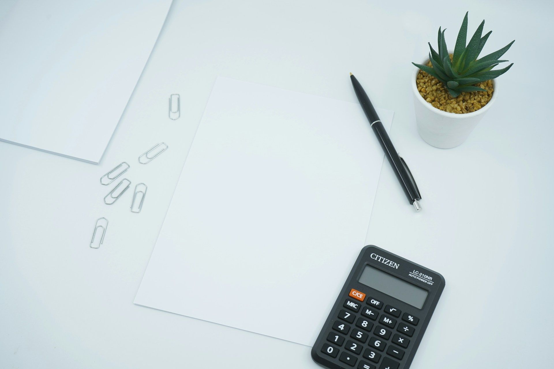 Benzinga: Luxtoday Simplifies 2025 Tax Calculations with Free Calculator